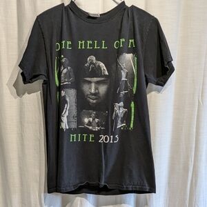 B8 Chris Brown 2015 Tour shirt Size medium